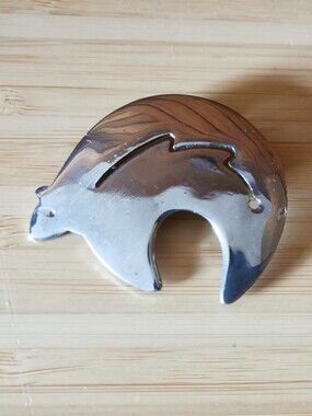 Vintage Southwestern Style Bear Brooch Silver Tone Wildlife Pin
